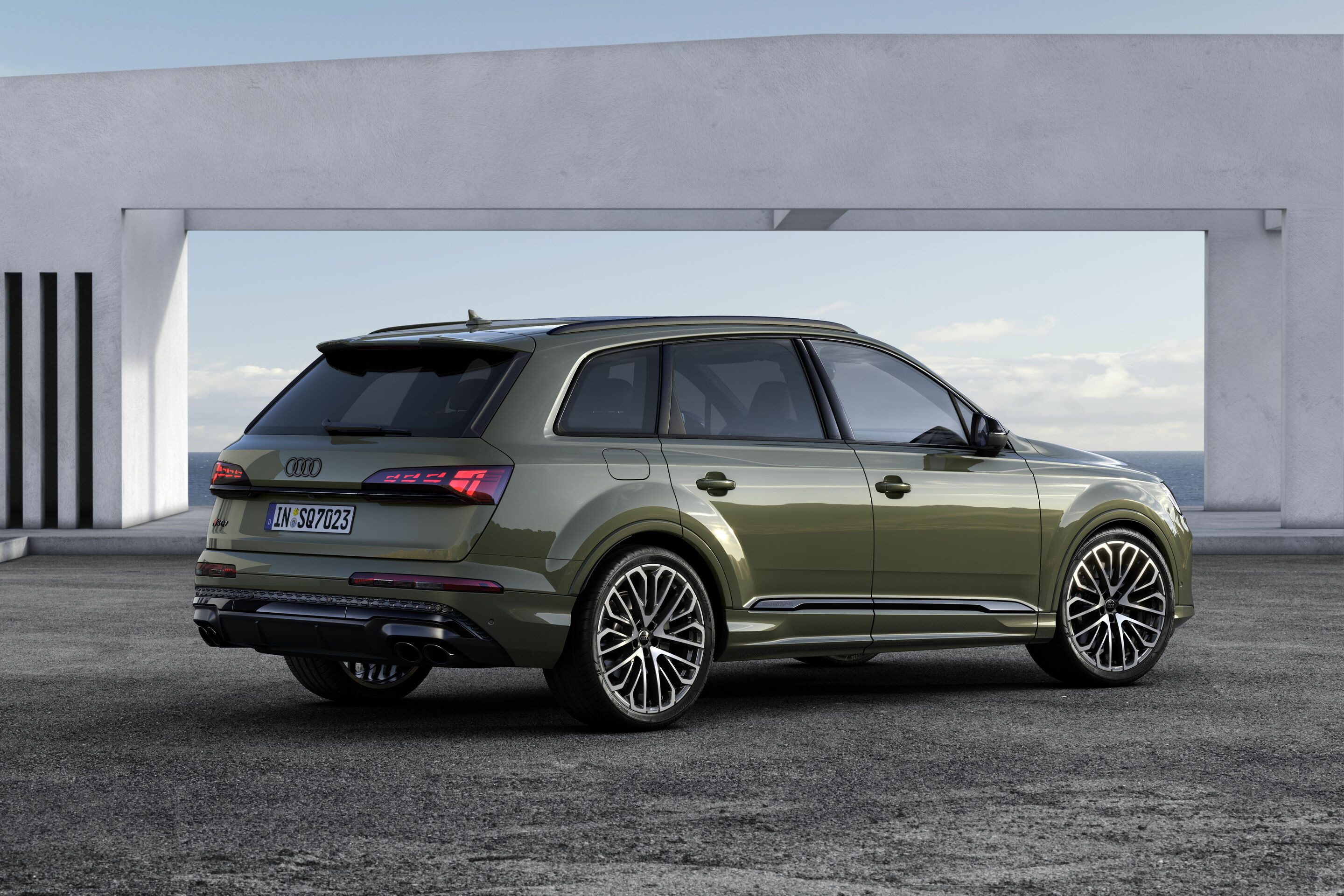 Audi SQ7 TFSI - Static photo, 
Colour: Oak green pearl effect