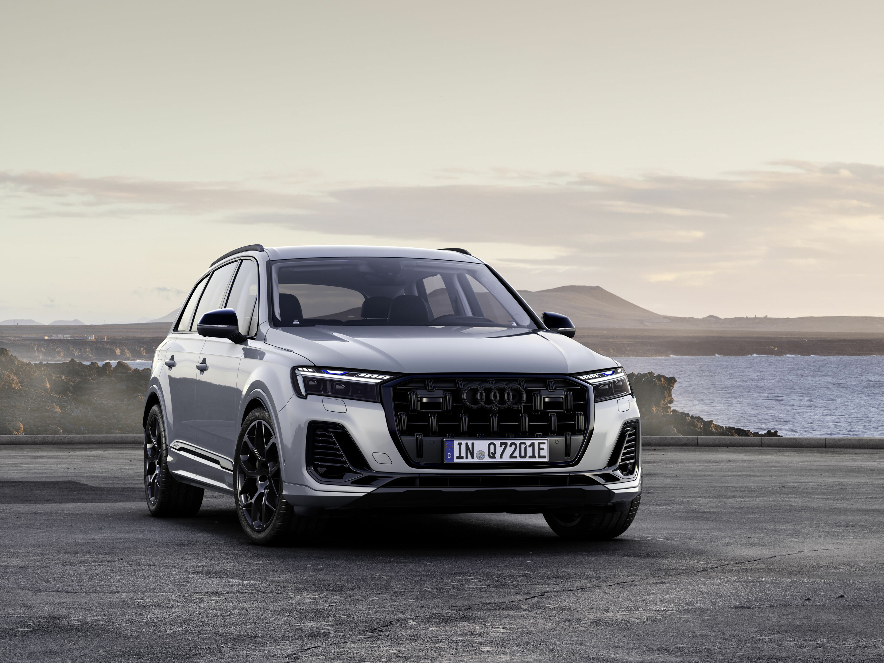 Audi Q7 TFSI e quattro - Standaufnahme, 
Farbe: Satellitsilber Metallic