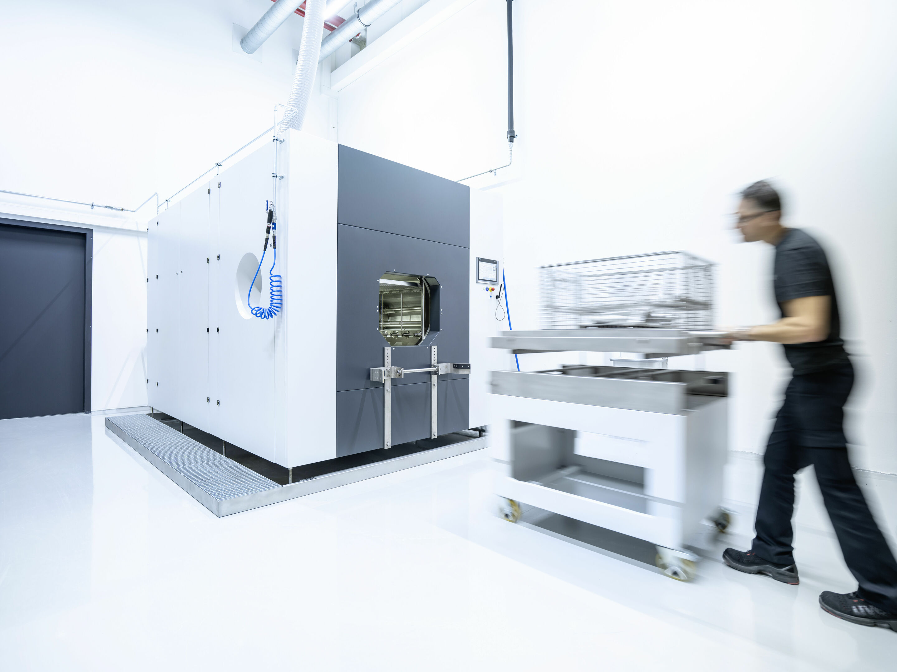 Development of the Audi Power Unit - High-pressure washing machines for cleaning engine components