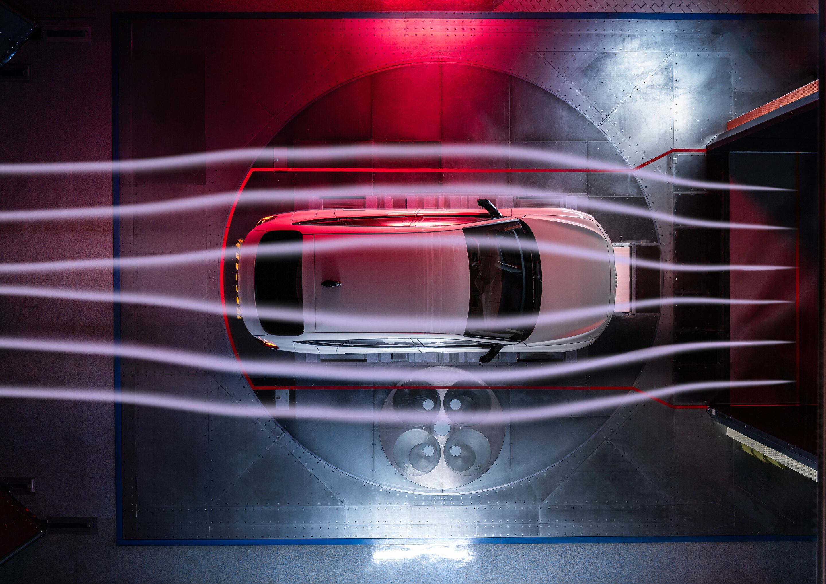 Mit einem cw-Wert von 0,21 schreibt der A6 Sportback e-tron Audi Geschichte - Mit einem cw-Wert von 0,21 schreibt der A6 Sportback e-tron Audi Geschichte. Im Bild: Veranschaulichung im Windkanal am Audi Standort Ingolstadt