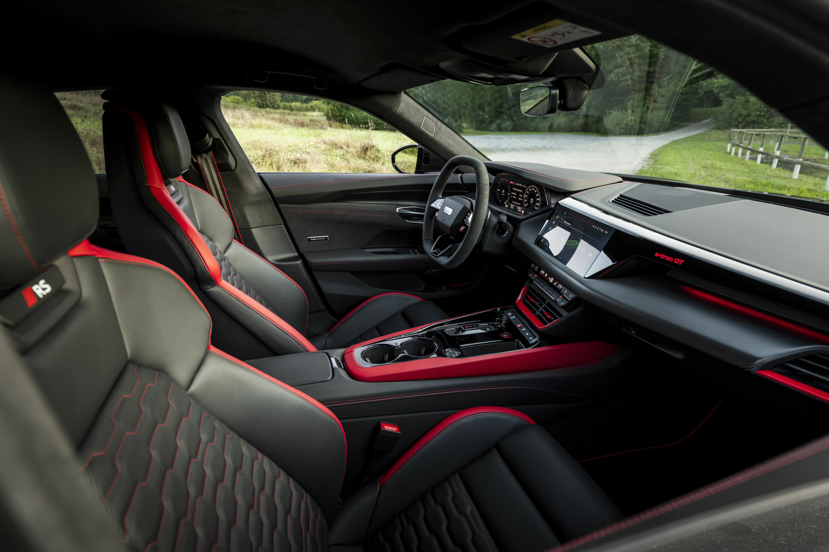 Audi RS e-tron GT - Interior