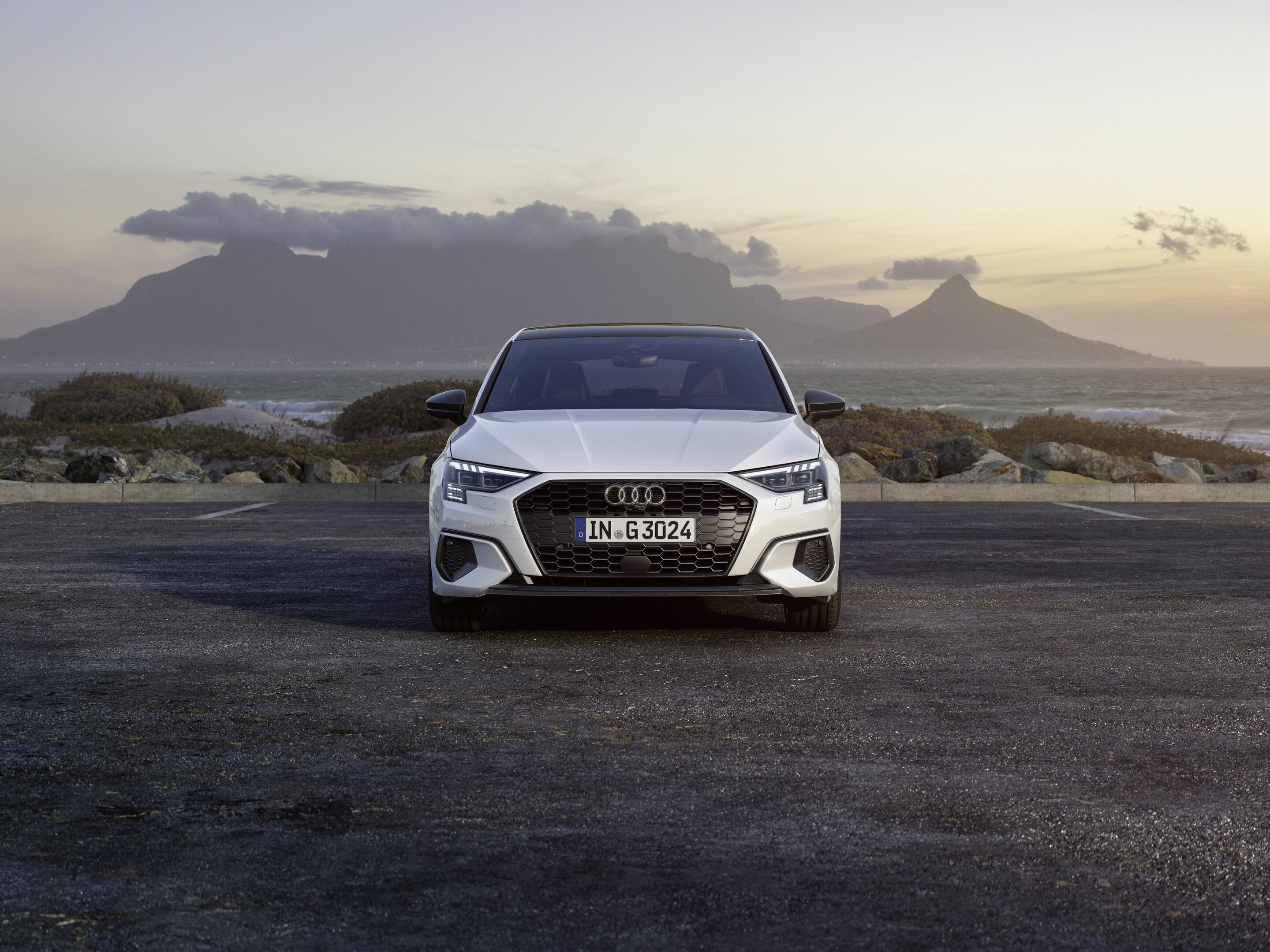 Audi A3 Sportback 30 g-tron - Standaufnahme
Farbe: Gletscherweiß