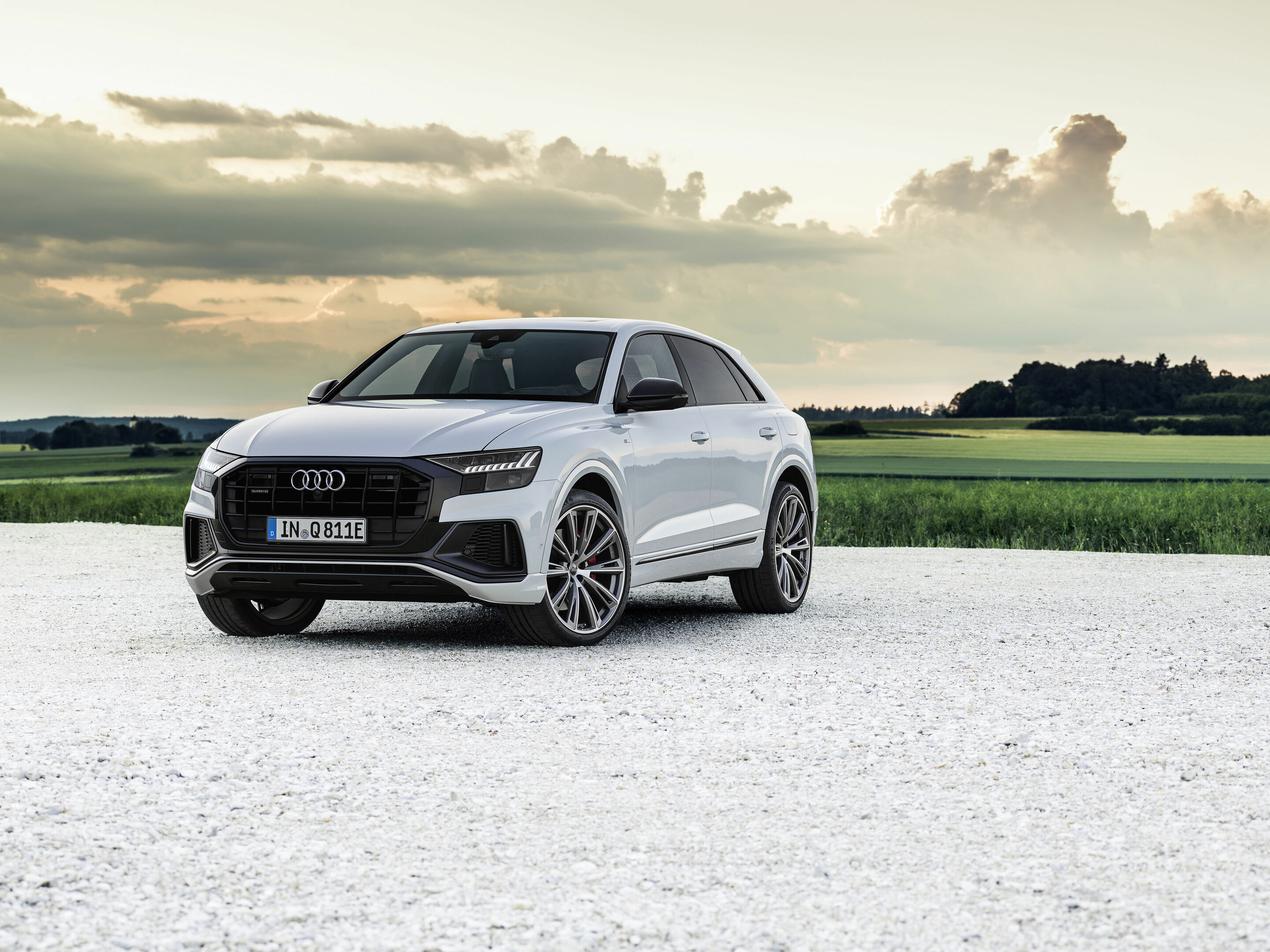 Audi Q8 60 TFSI e quattro - Standaufnahme
Farbe: Gletscherweiß